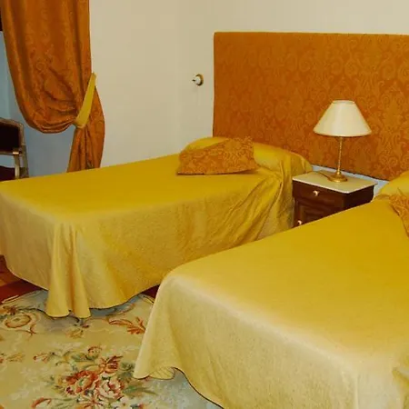 Arte Y Natura Valdivielso Hotel *