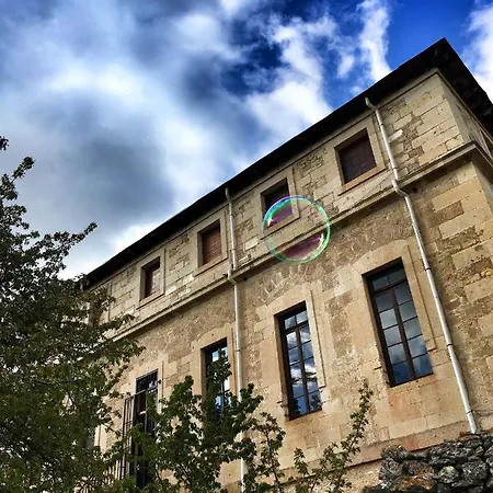 Arte Y Natura Valdivielso 호텔 *